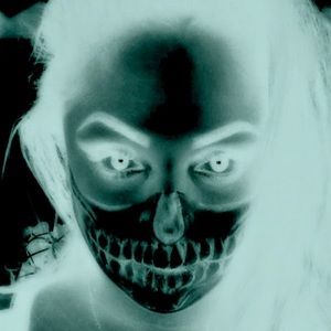 Meet your Posher, Joann